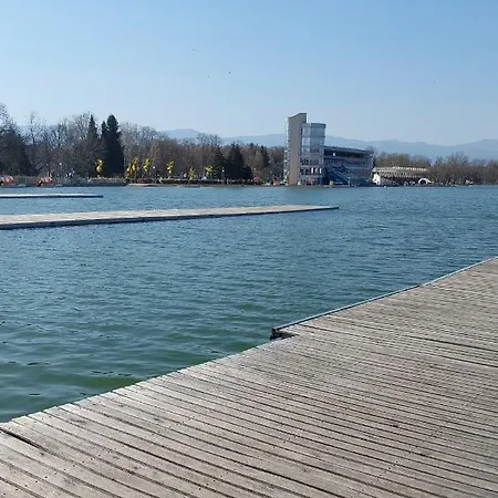 דירה Rowing Base